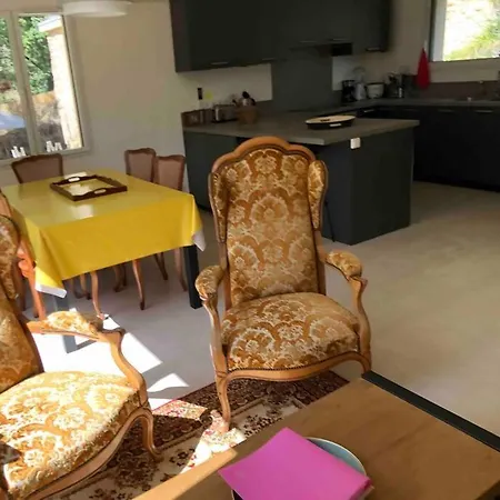 Sejour Lotus, Maison En Rdc 4 A 5 Personnes 3* Saint-Leon-sur-Vezere