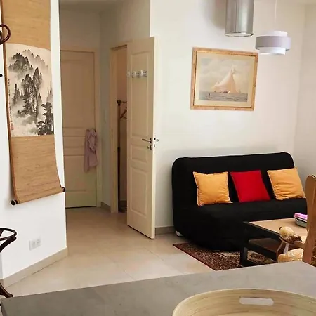 Hotel Sejour Lotus, Maison En Rdc 4 A 5 Personnes 3*